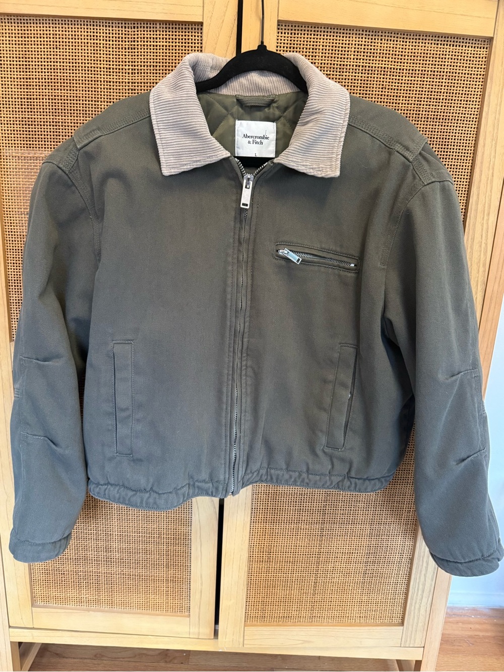 Abercrombie and Fitch Cropped Twill Workwear Jacket size large VGUC - Picture 2 of 7